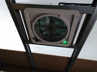  Roof vent automatic with remote control (installed)